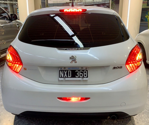 Peugeot 208 1.5l Allure Touchscreen. Autos 208 Usados