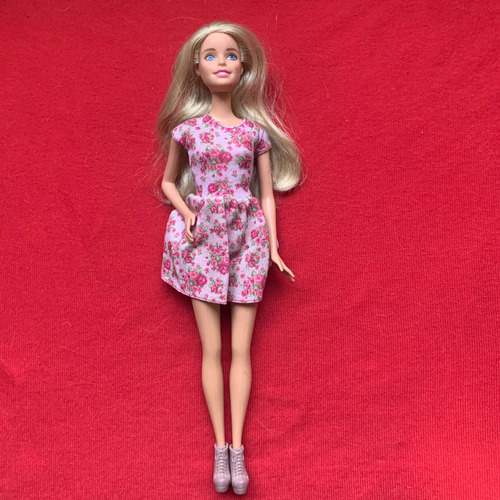 Barbie Basica Antiga Fashionistas 