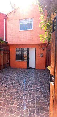 Venta Casa En El Rosal Maipú Recinto Cerrado