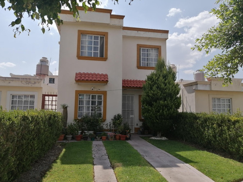 Casa En Venta Con 3 Recamaras Celaya Gran Hacienda