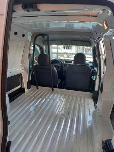 Imagen 14 de 20 de Citroën Berlingo Furgón Business Hdi