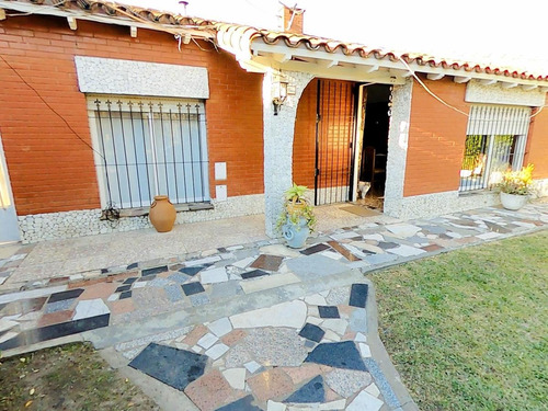 Imagen 2 de 24 de Casa - Ciudad Evita