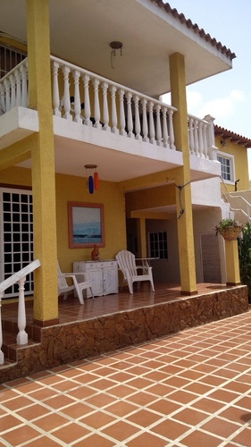 Casa En Venta Playa El Angel,isla Margarita 