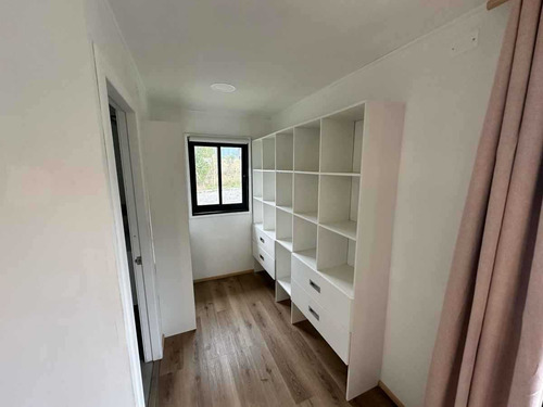 Casa En Arriendo A 5 Minutos Centro De Pucón (97123)