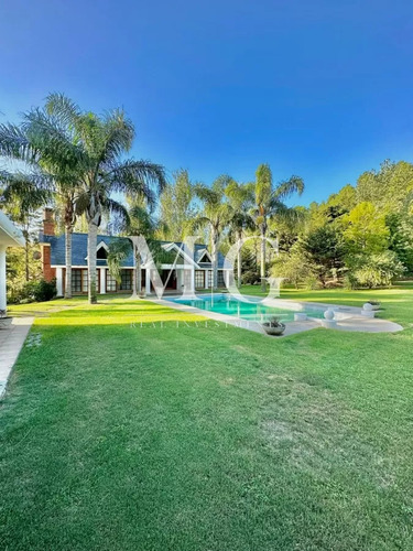 Venta Casa Mansion Beverly Hills 6 Dormitorios, Barbacoa, Piscina