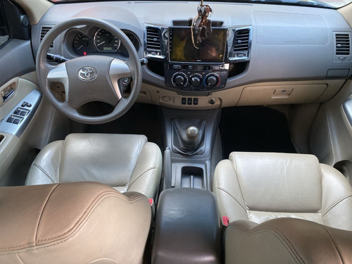 Imagen 15 de 25 de Toyota Fortuner 27l 2013
