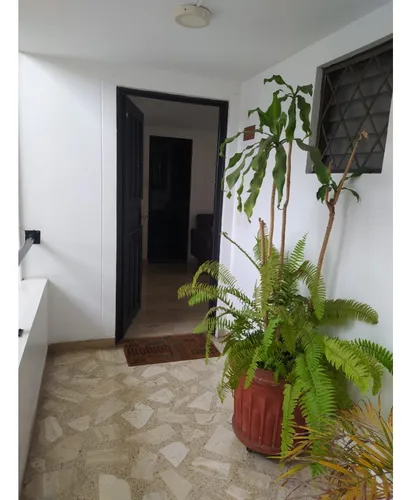 Venta Apartaestudio 68mtr2, La Flora, Norte De Cali, 12118.