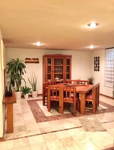 Casa En Venta Puebla  Camino Real A Cholula Recámara En Planta Baja Con Baño