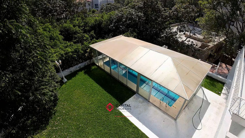 Casa De Lujo En Renta En Colinas De San Javier Con Alberca