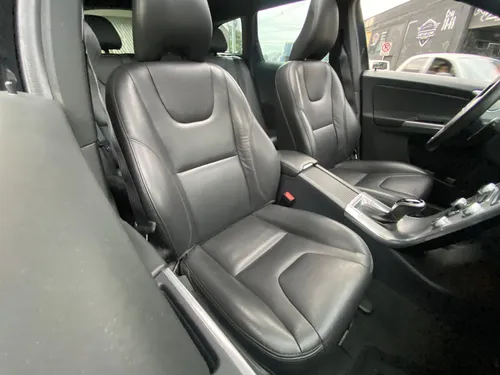 Volvo XC60 2.0 T5 Awd Summum