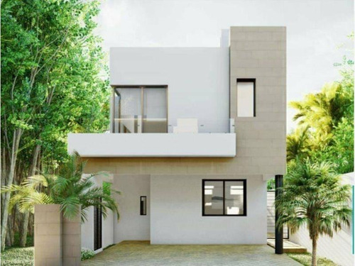 Imagen 1 de 18 de Casa En Venta De 3 Niveles, 3 Recámaras Con Roof Garden En B