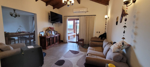 Parcela Calera De Tango 225 M2 Construidos, 5000 M2 Terreno