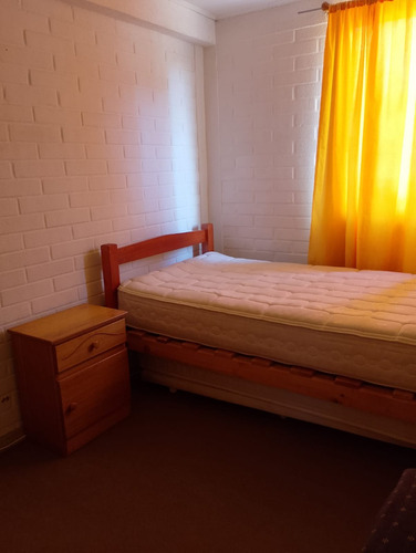 Casa Dos Pisos Amoblada Y Bien Mantenida