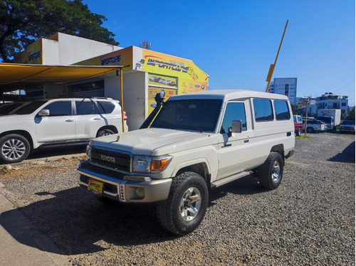 Toyota Land Cruiser 78 Grj78