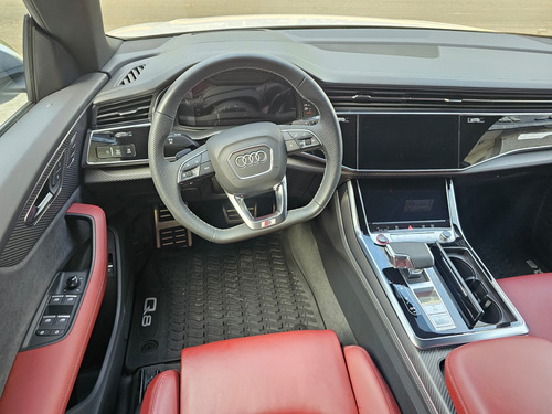 Audi S Q8 2024