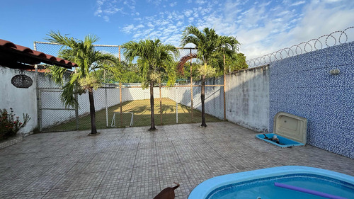 Casa Com Piscina - Monte Gordo