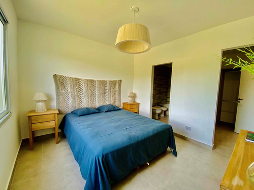 Imagen 20 de 30 de Duplex En Barrio Cerrado A Estrenar! 3 Dormitorios, Escritorio Y Jardin!