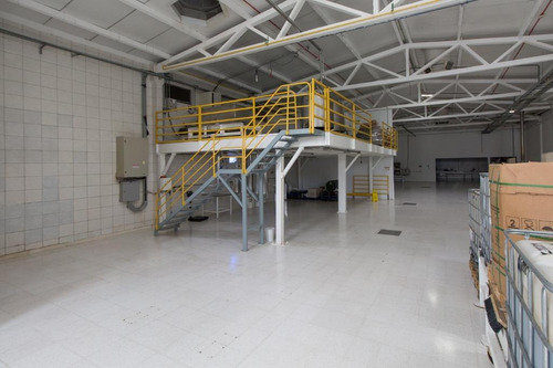 Barracão À Venda, 2976 M² Por R$ 6.900.000,00 - Boqueirão - Curitiba/pr - Ba0024