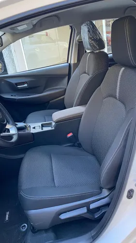 Toyota Yaris Sedan E 2025