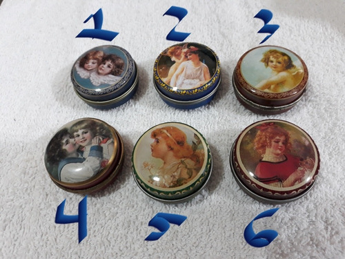 Imagem 3 de 9 de Caixinha Porta Comprimidos Antigas 4cm O Preço É De Cada Uma