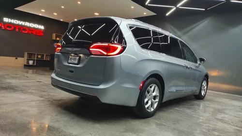 Chrysler Pacifica 2019