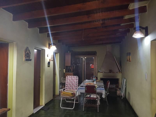 Excelente Quinta En Santa Amelia Sobre 2 Lotes.
