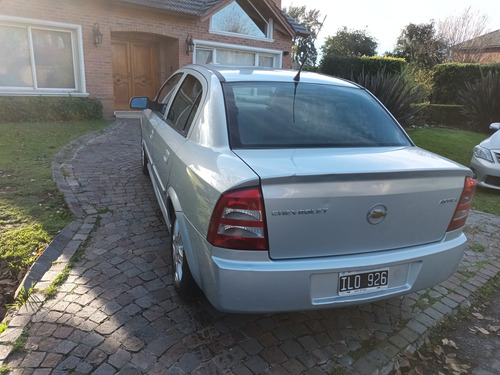 Chevrolet Astra 2.0 Gl