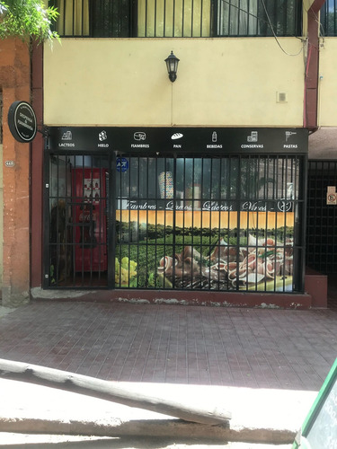 Imagen 2 de 12 de Almacén Sexta Sección Mendoza