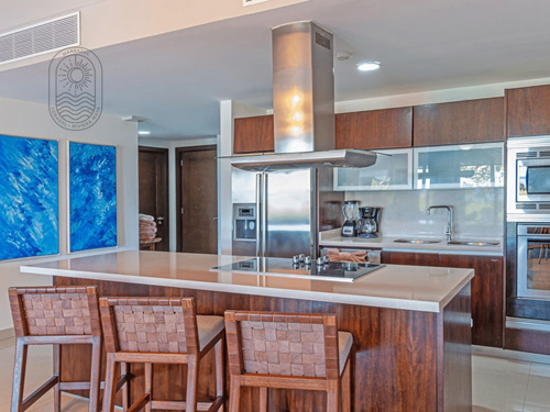 Departamento En Venta En Playa Del Carmen, Quintana Roo, Mareazul, A 5 Min De Playa Del Carmen