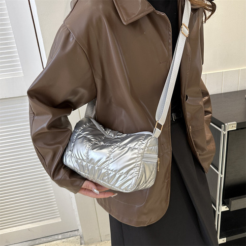 Elegante Bolso De Hombro De Algodón Acolchado Con Coche Mode
