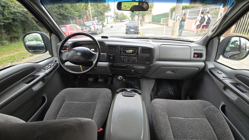 Ford F-100 3.9 Cab. Doble Xlt 4x4