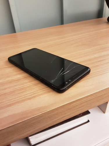 Celular Samsung Galaxy A8+