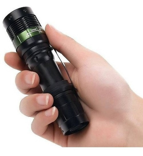 Linterna Led Tactica Zoom Cree 1800 Lumenes Recargable