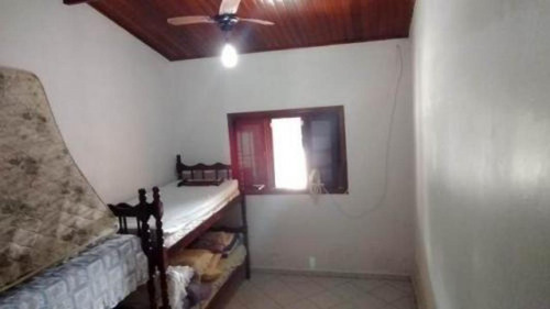 Imagem 12 de 14 de Casa Com Quintal Amplo E Bela Churrasqueira Em Itanhaém Sp