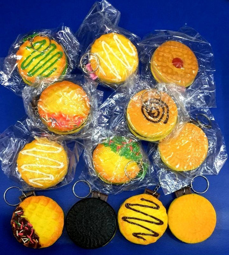 Imagem 1 de 4 de Kit Chaveiro Lembrancinha Aniversário C/ Espelho E Cheirinho
