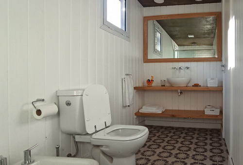 Imagen 9 de 14 de Moderna Casa En El Bosque Alquiler Hasta 4 Personas