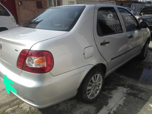 Fiat Siena 2012 1.0 Fire Flex 4p