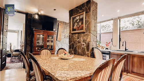 Casa En Venta De 4 Dorm. En Lsa, Concepción