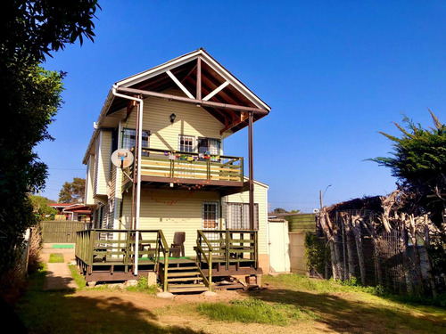 Se Arrienda Hermosa Casa (68309)