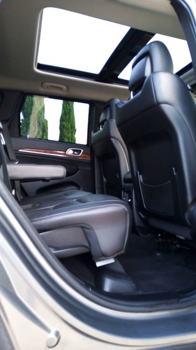 Imagen 14 de 15 de Jeep Grand Cherokee 2012 5.7 Limited Premium V8 4x4 Mt