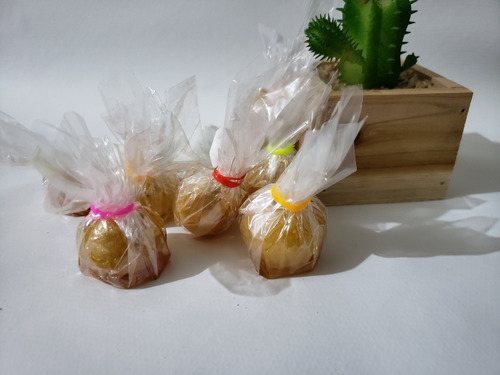 Kit Mini Bala Caramelizada Baiana Coco Beijinho 5 Unid