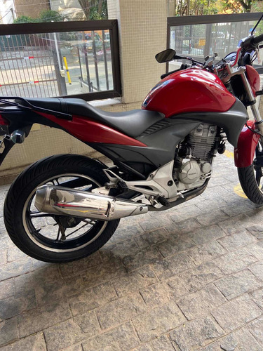 Imagem 3 de 8 de Honda Cb 300 R
