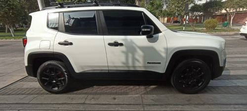 Imagen 5 de 15 de Jeep Renegade Sport