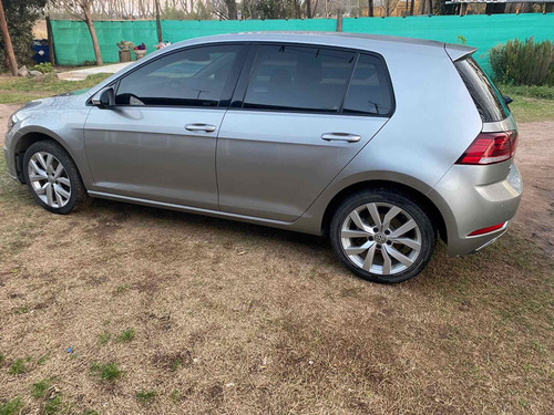 Imagen 2 de 6 de Volkswagen Golf 2018 1.4 Comfortline Tsi