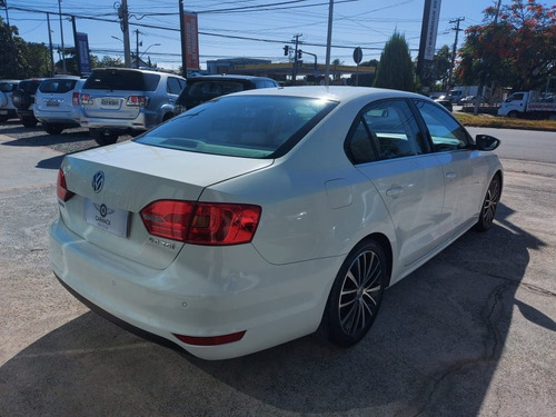 Volkswagen Jetta 2.0 Tsi Highline 211cv