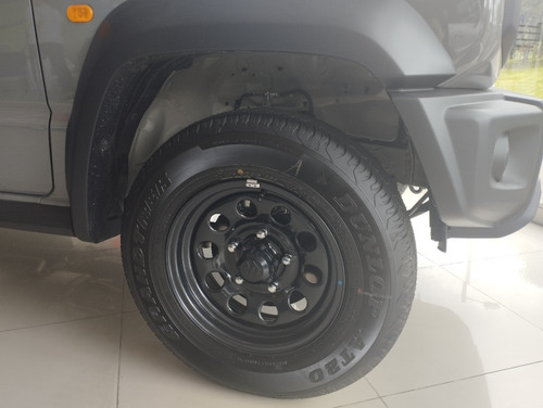 Imagen 16 de 16 de Suzuki New Jimny 1.5 Ga Mt 2023 Todo Terreno Con Bajo