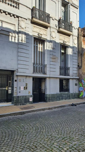 Imagen 3 de 12 de Local - San Telmo-pje.san Lorenzo Y Balcarce-200m2-opcion En Block 2 Locales 410m2-escucho Ofertas
