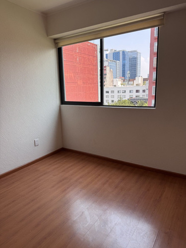 Renta Penthouse De 3 Recamaras En Colonia Napoles