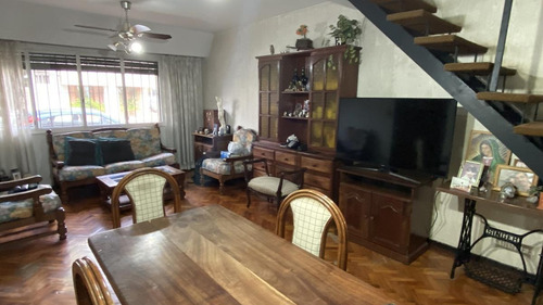 Imagen 2 de 18 de Casa En Venta 4 Ambientes Olivos