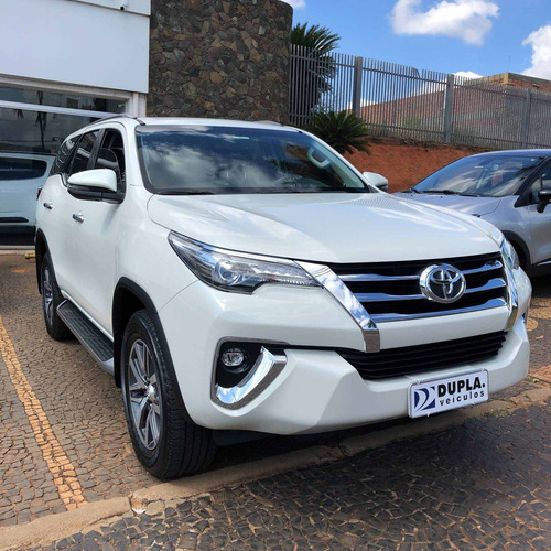 Imagem 1 de 8 de Toyota Hilux Sw4 2.8 Srx 4x4 16v Turbo Intercooler Diesel